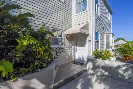 Σπίτι διακοπών New! Villa Positano - Duval Square Condo, Pool, Hot Tub & Parking Κι Γουέστ