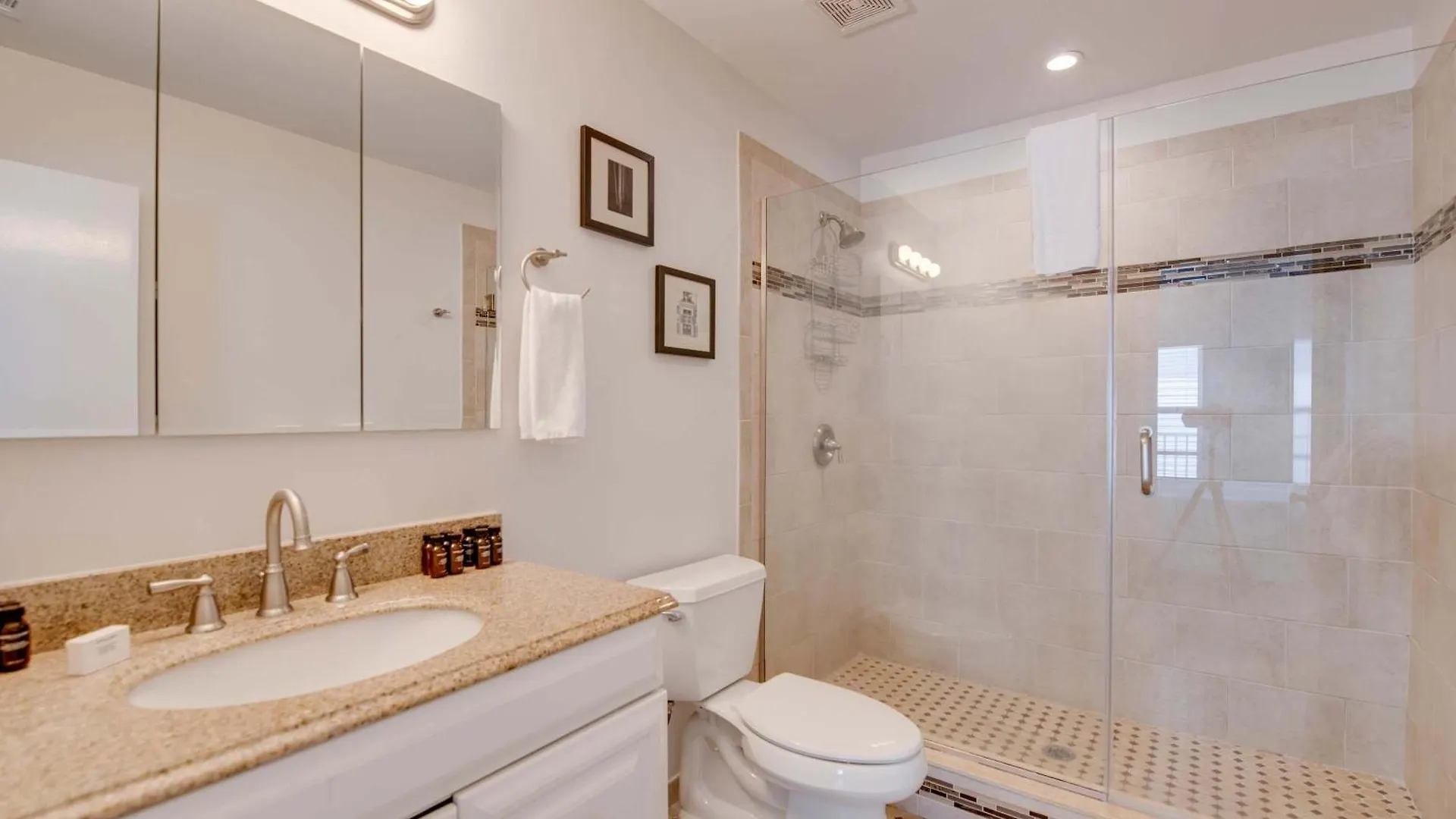 Σπίτι διακοπών New! Villa Positano - Duval Square Condo, Pool, Hot Tub & Parking Κι Γουέστ Ηνωμένες Πολιτείες της Αμερικής